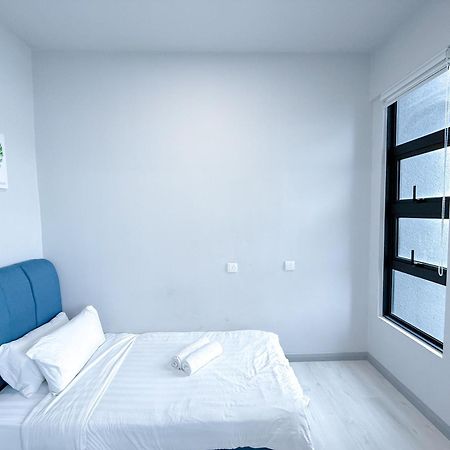 Vv Homestay Jesselton Quay Surla Sabah Mall Kk 亚庇贵赴行馆 Kota Kinabalu Eksteriør billede